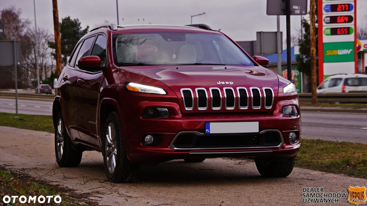 Jeep Cherokee - 4