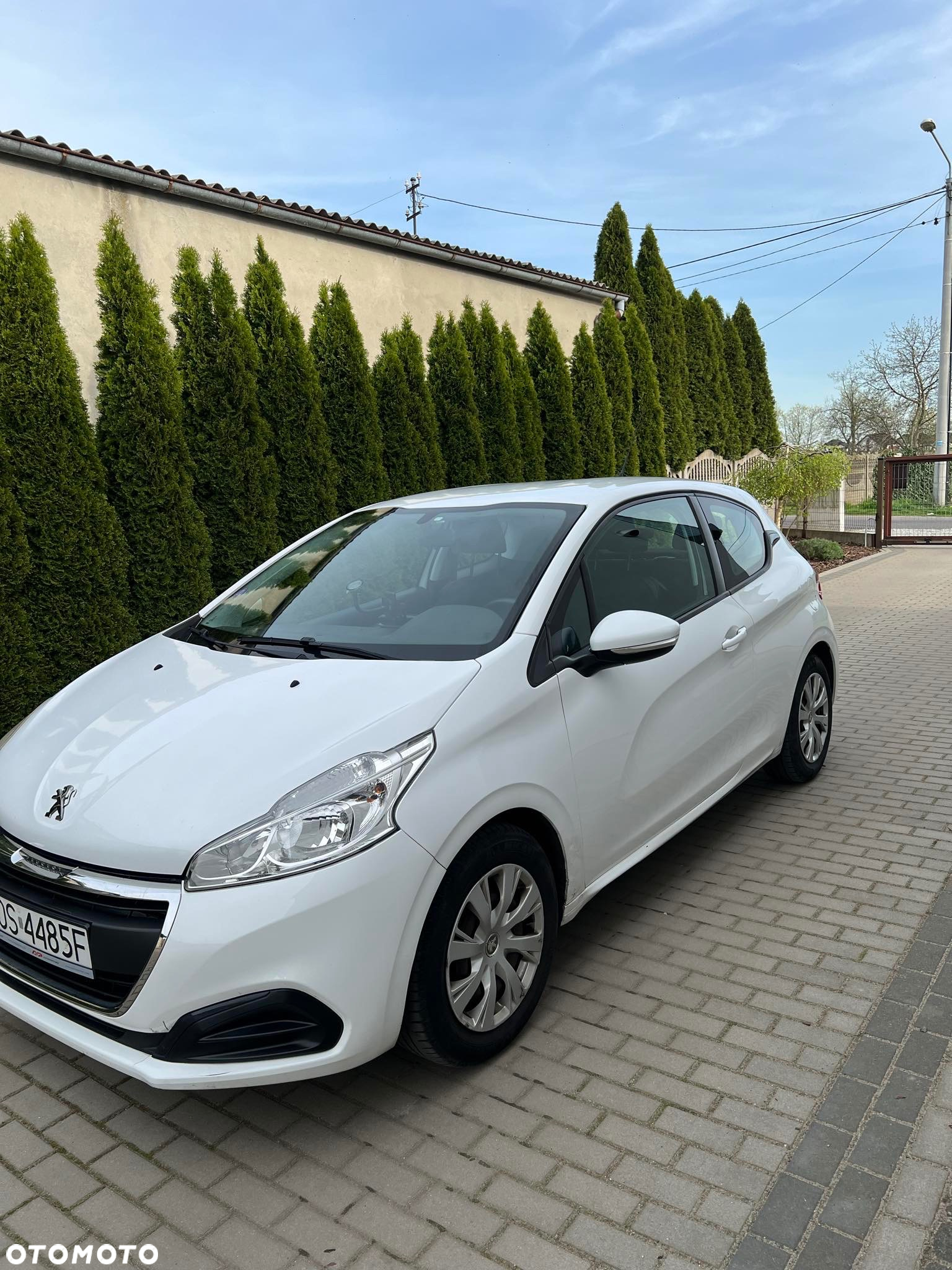 Peugeot 208 - 2