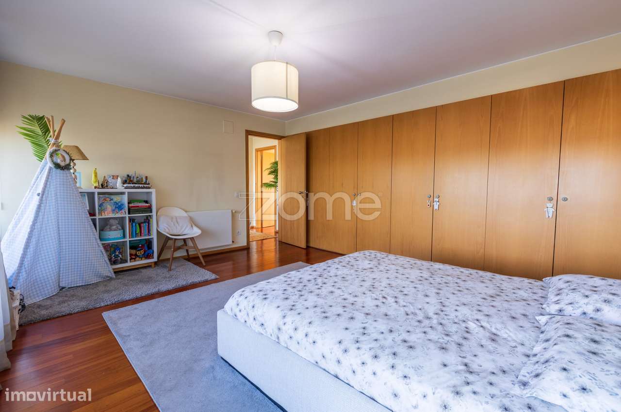 T4 Duplex Exclusivo no Condomínio Vila-Flor – Urgezes, Guimarães-29