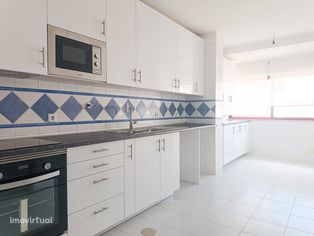 Apartamento T2 em Coimbra (Vale das Flores)