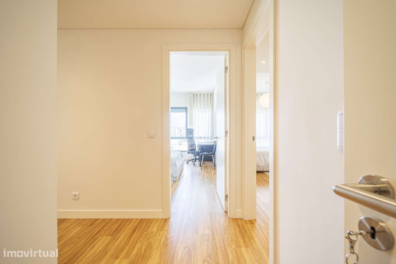 T4 | 183 m² | Miraflores | Vistas Monsanto + Rio-42