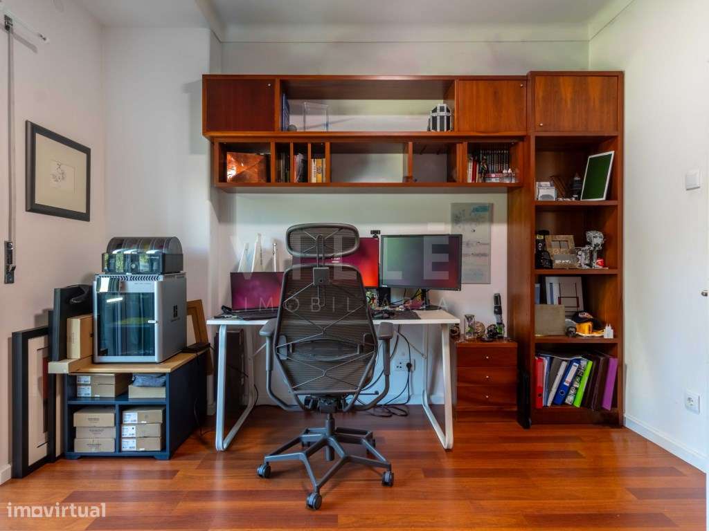 Apartamento T4+1 | Condomínio Fechado | Campo Alegre | Porto-24