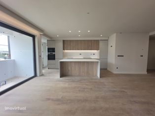 Apartamento T2 Madalena NOVO de LUXO Garagem Box de LUXO Vista Mar