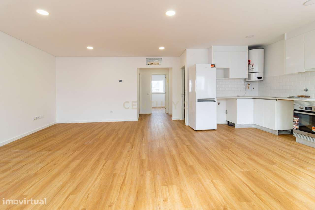 - T1 Novo com Terraço e Pré-Instalação para Jacuzzi – São Martinho do - Grande imagem: 5/18