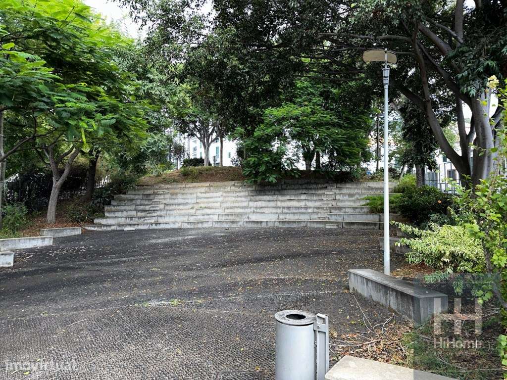 Apartamento T2 no Edificio Hinton, Santa Luzia - Funchal, Madeira-9