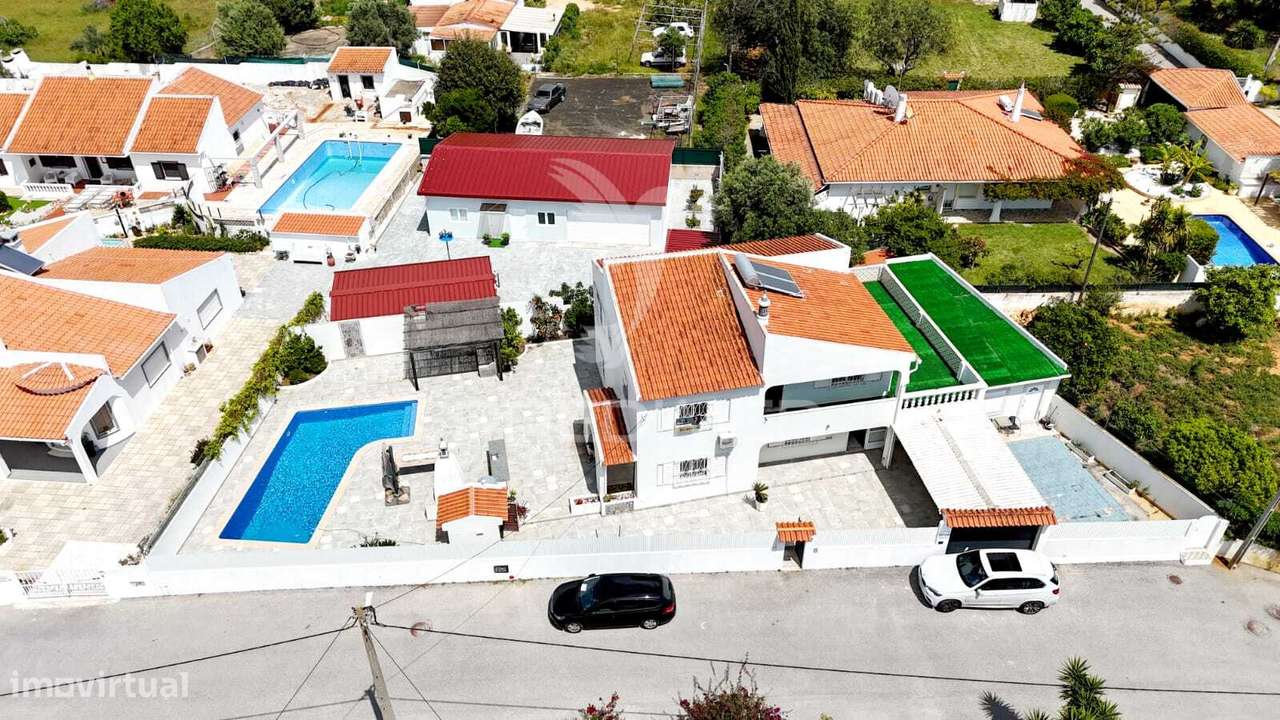 Moradia V5 com Piscina, Garagem e Anexo – Conforto e Espaço para To... - Grande imagem: 2/18