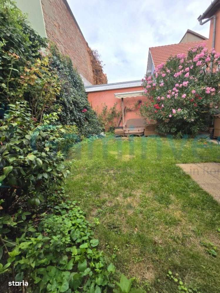 Gaminvest Casa cu 6 camere,singur in curte ,zona Cantemir,Oradea,V4270 - Imagine principală: 3/19