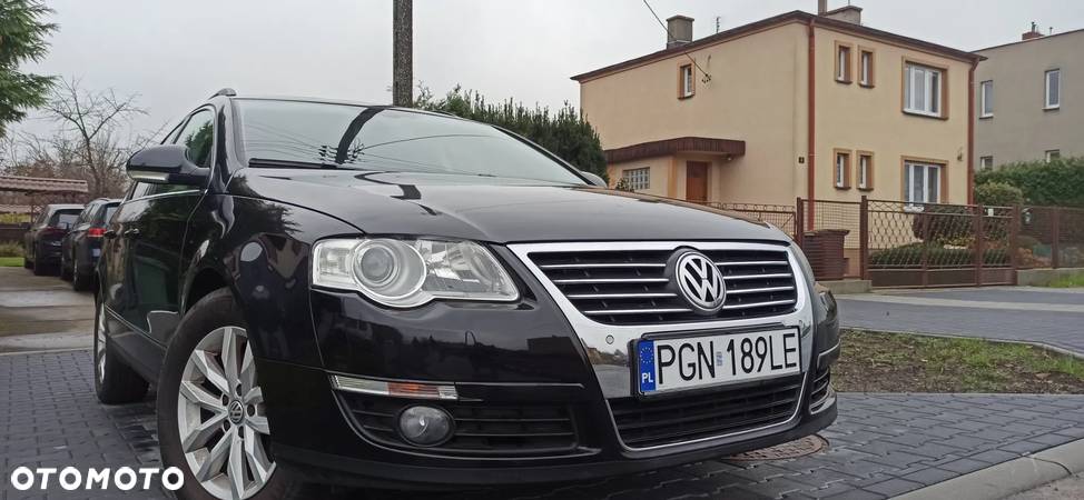 Volkswagen Passat 2.0 TDI DPF Comfortline - 26