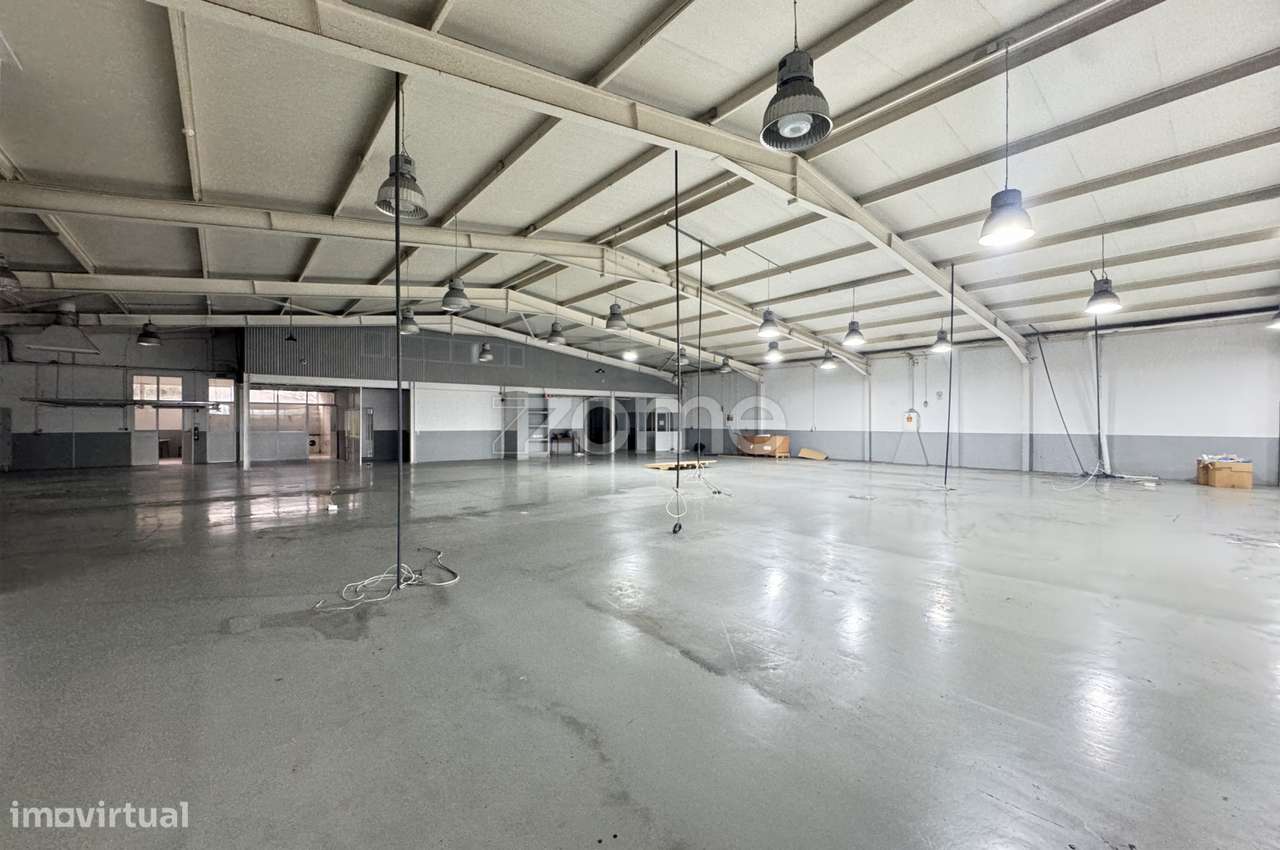 Pavilhão p/ armazém e indústria para venda! - Grande imagem: 1/35