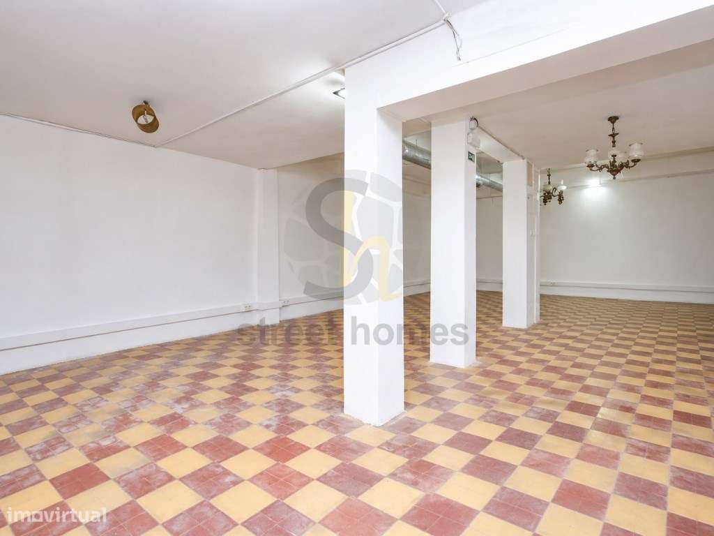 Loja no Centro de Algés junto ao Mercado de Algés-10