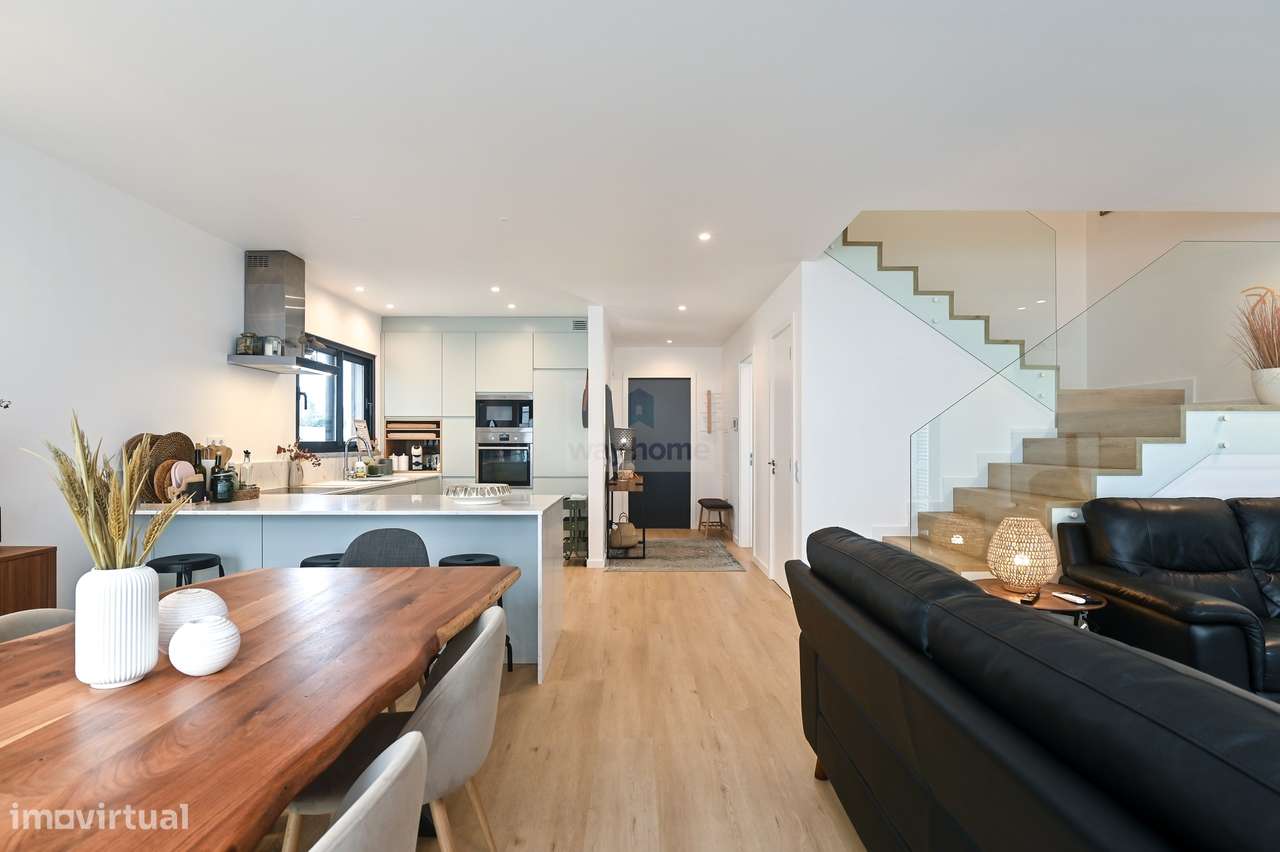 Moradia T4 | Construção contemporânea | Trajouce | São Domingos de Ran-14