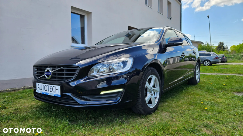 Volvo V60 D2 Drive-E Momentum - 22