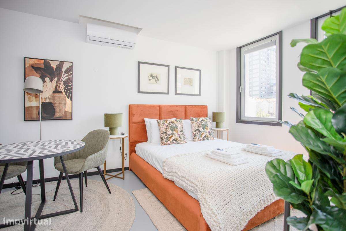 Estúdio - localizado em Santo Ildefonso Porto - Grande imagem: 3/10