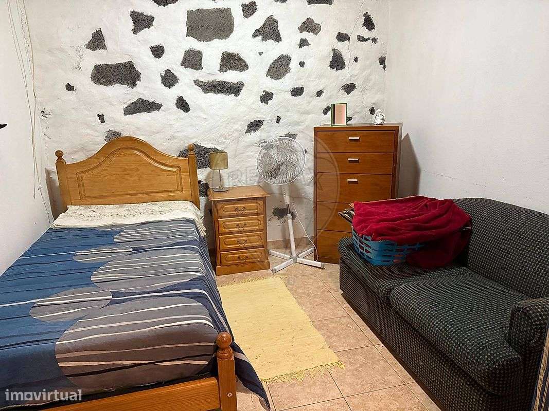 Moradia T1 para venda - Grande imagem: 4/15