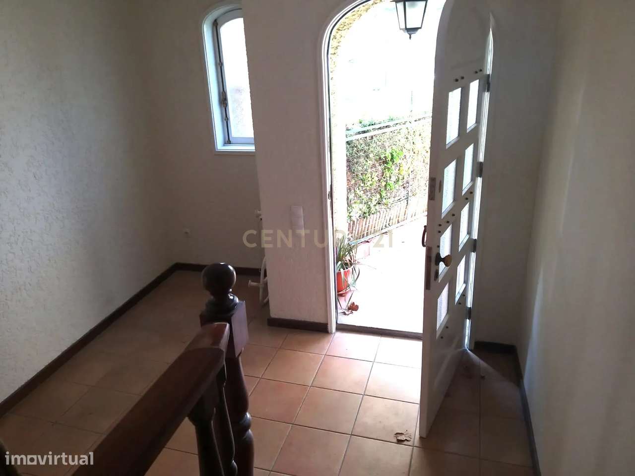 Moradia bifamiliar ou de alojamento local no início da circunvalação, - Grande imagem: 5/46