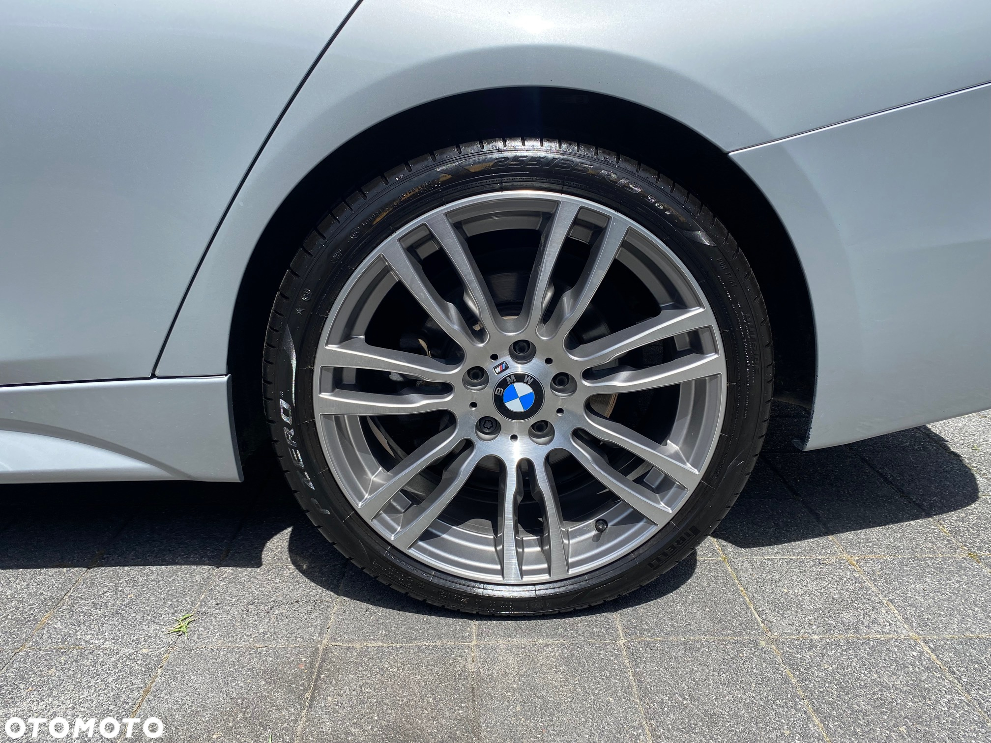 BMW Seria 3 320d xDrive - 16