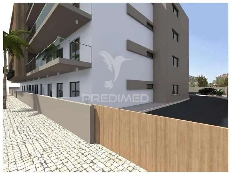 Apartamento T3 - Condomínio Privado - 1º Andar - Fração F - The Bes... - Grande imagem: 5/17