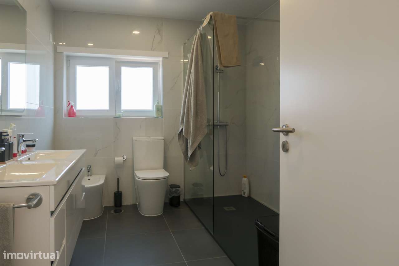 Apartamento T3 - 170m² - 3 suítes com rooftop - Fátima-10