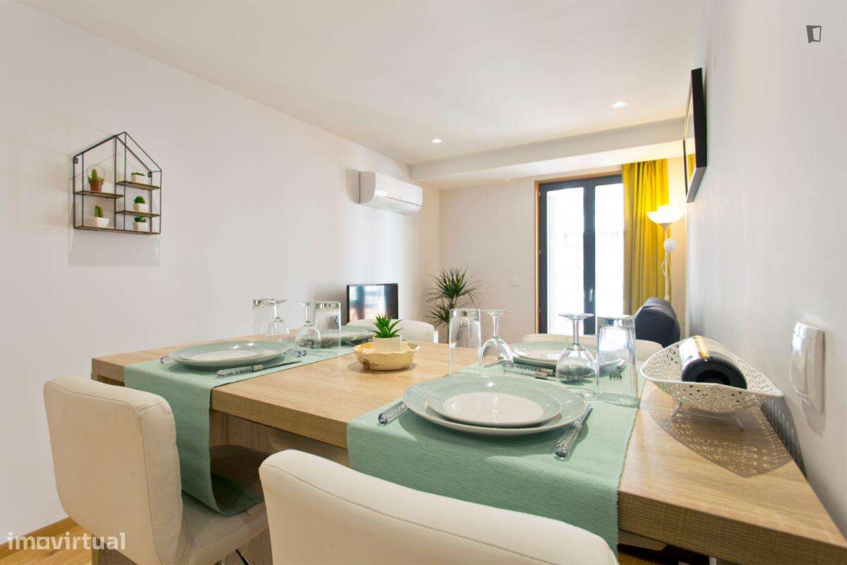 Apartamento com 1 quartos - localizado em Santo Ildefonso Porto - Grande imagem: 5/10