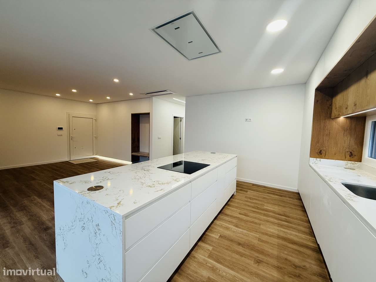 Moradia T4 térrea Fernão Ferro Pinhal do General-10