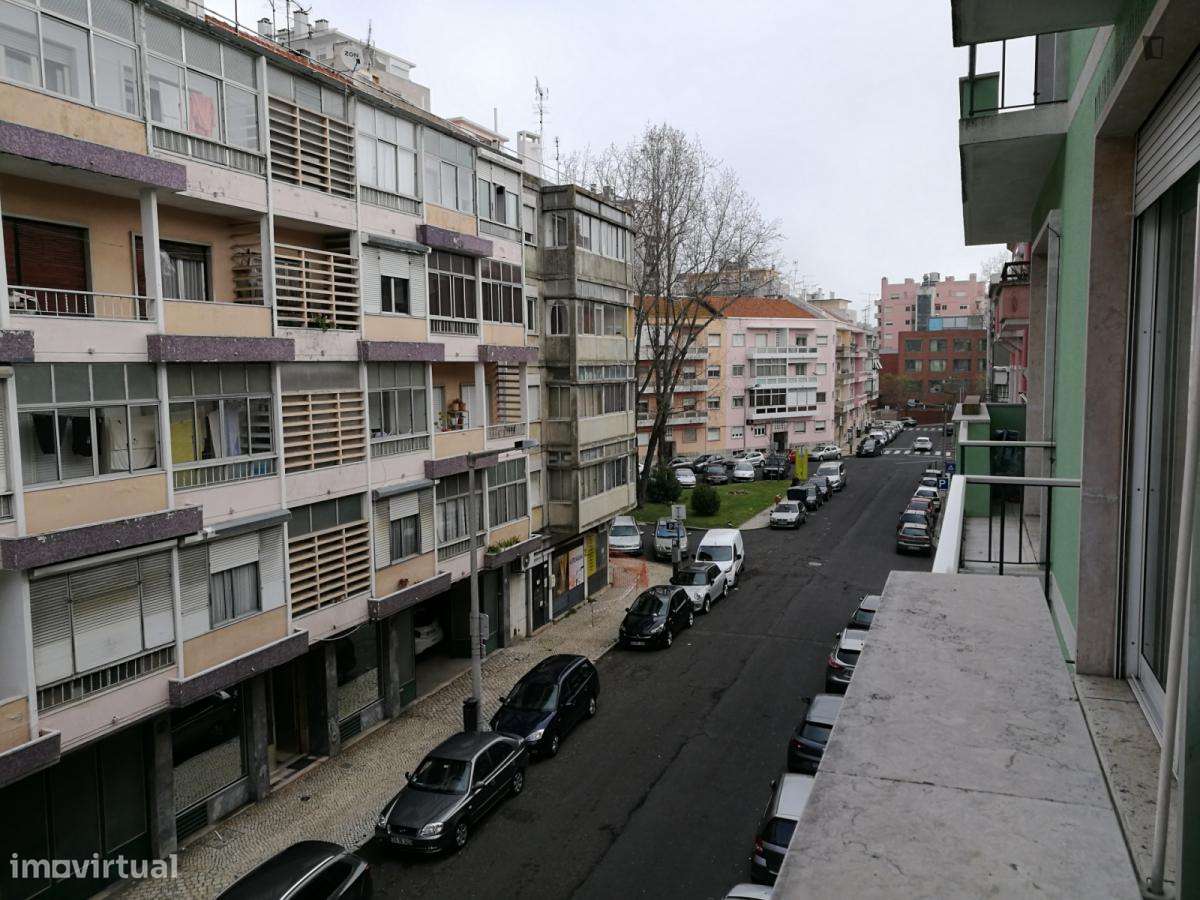 Apartamento com 2 quartos - localizado em Roma-Areeiro Lisbon - Grande imagem: 5/20