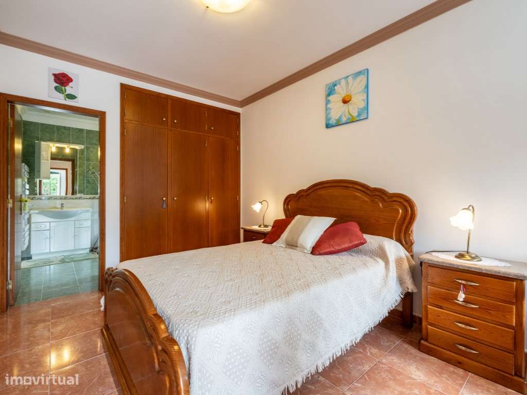 Magnífica Moradia Térrea T3+2 de estilo tradicional com terreno de ...-26