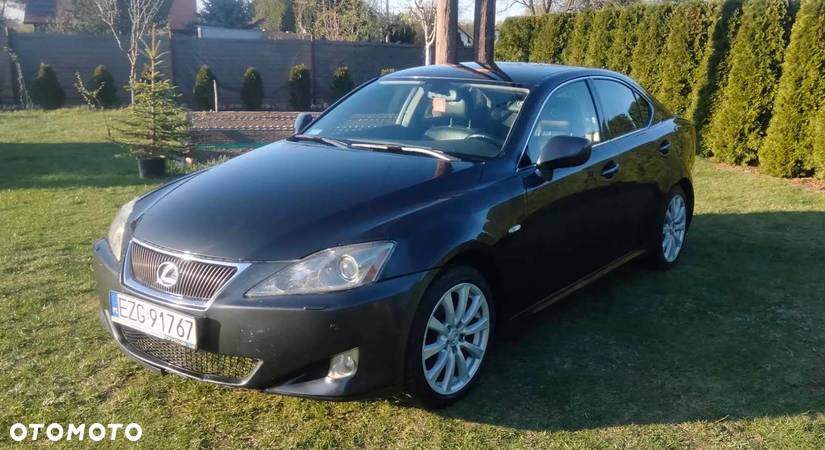 Lexus IS 220 D Prestige - 13