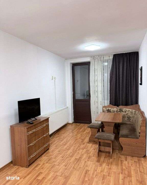 Garsoniera de Inchiriat Piata Sudului - Imagine principală: 3/8