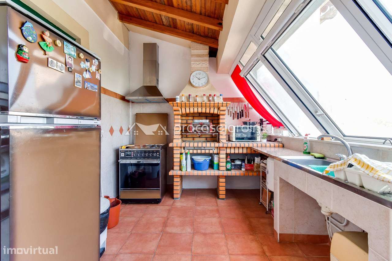 Moradia Unifamiliar de traça rústica-20