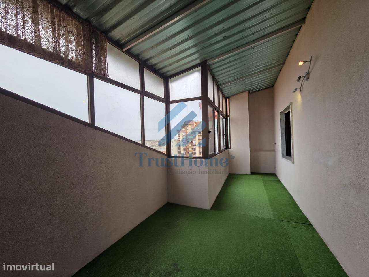 T5 duplex na Tapada das Mercês com 225m2 com lugar de parqueamento-29