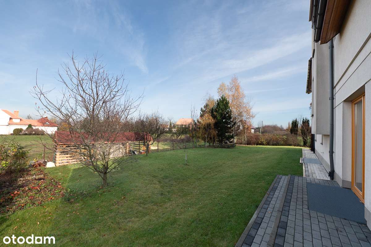 Dom 240 m2 na pięknej 11 ar działce-17