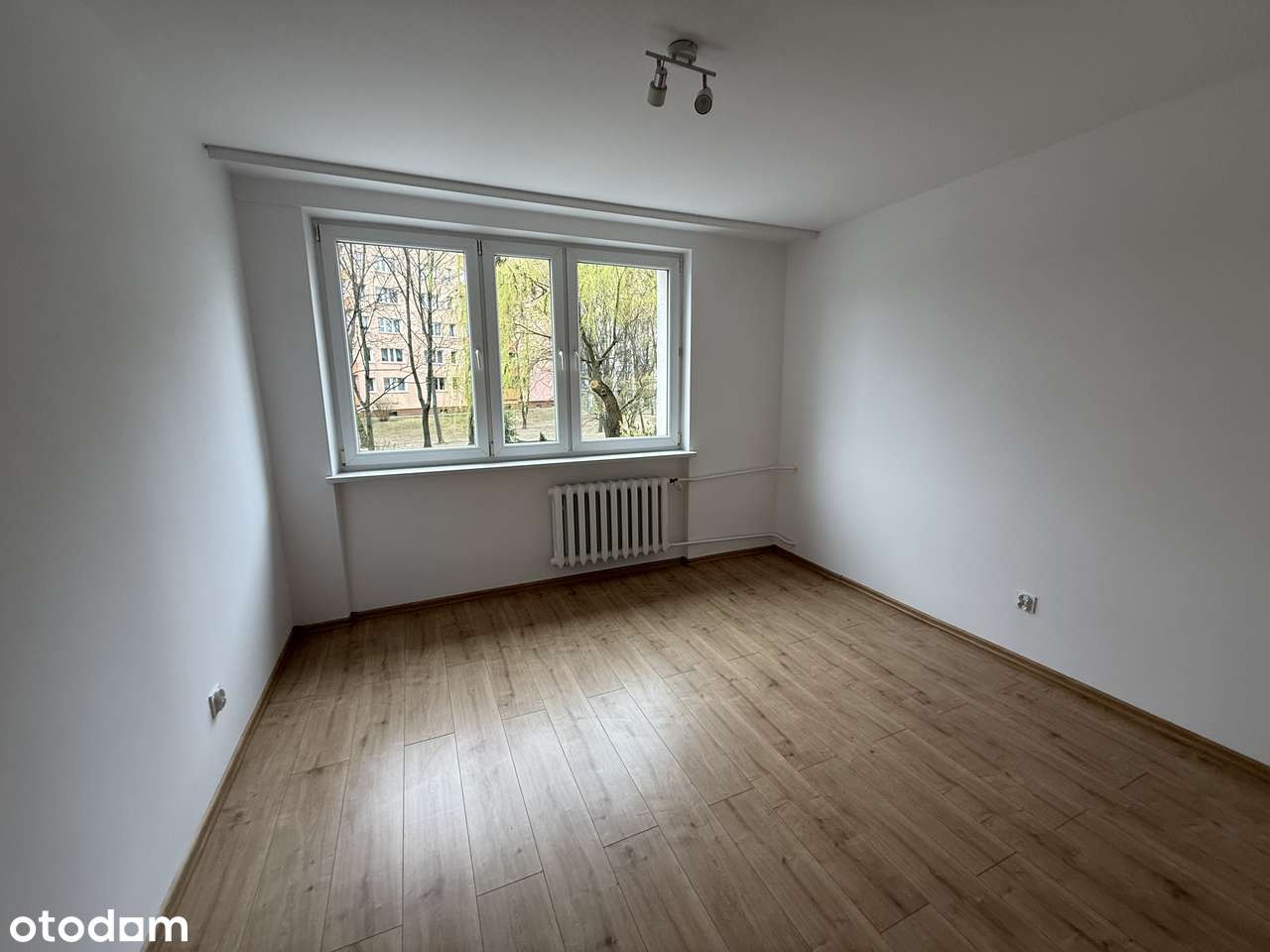 Mieszkanie 2 pokojowe na Jelonkach po generalnym remoncie!! Od zaraz!! - Widok 3