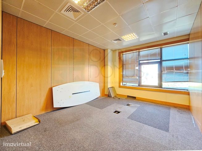 Escritórios com 780 m² na Quinta da Beloura-37