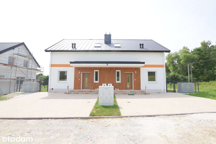 Domy Pod Lasem - Nowoczesne Bliźniaki Blisko Krako-11