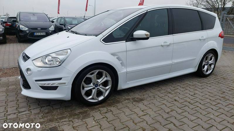 Ford S-Max - 9