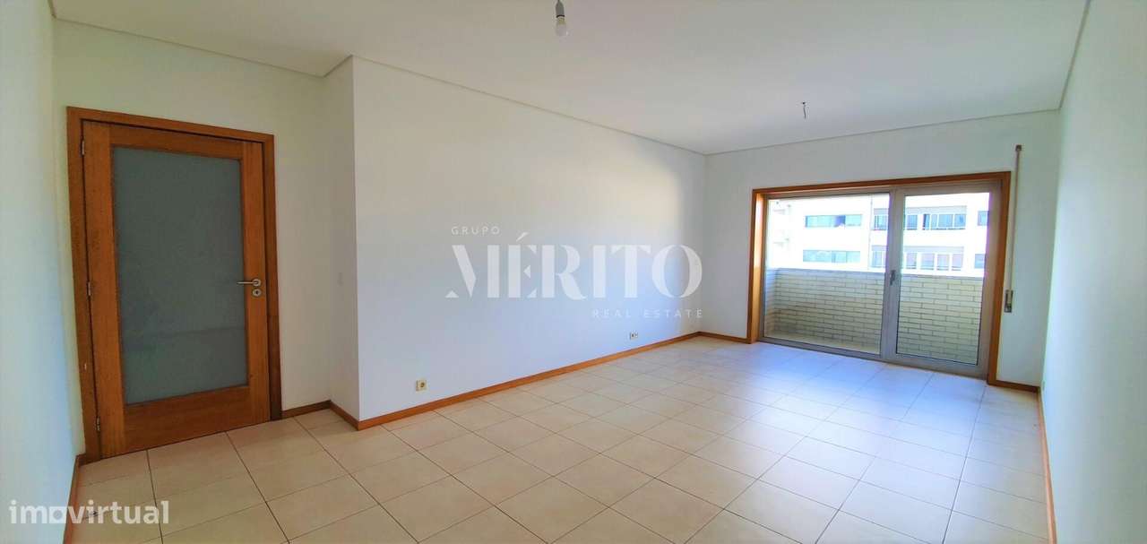 Apartamento junto ao Braga Parque sito na Travessa Constantino Ribeiro - Grande imagem: 5/13
