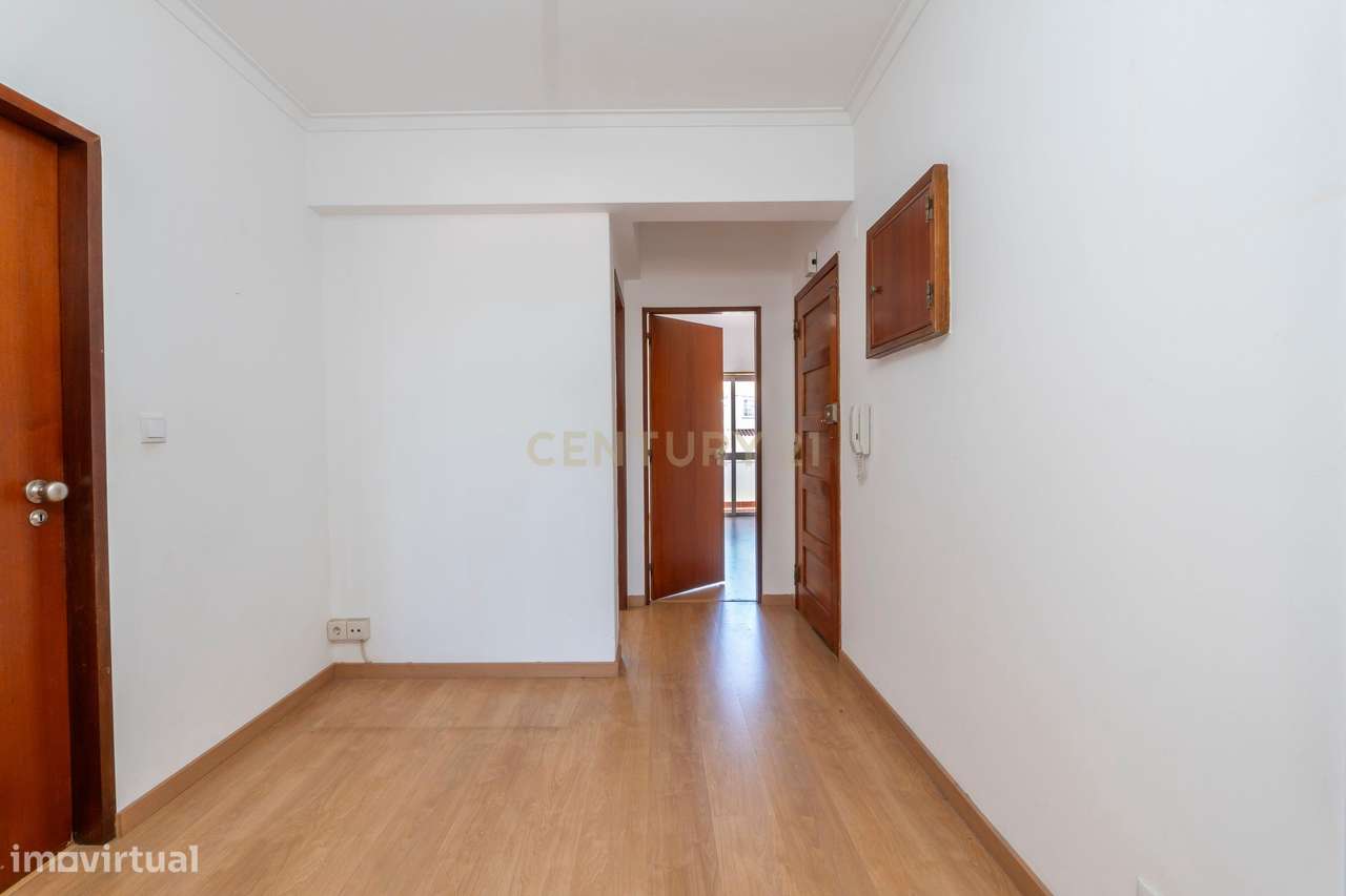 Arrendamento de Apartamento T2 em Rua Quinta do Galo, Barro, Loures. - Grande imagem: 2/26