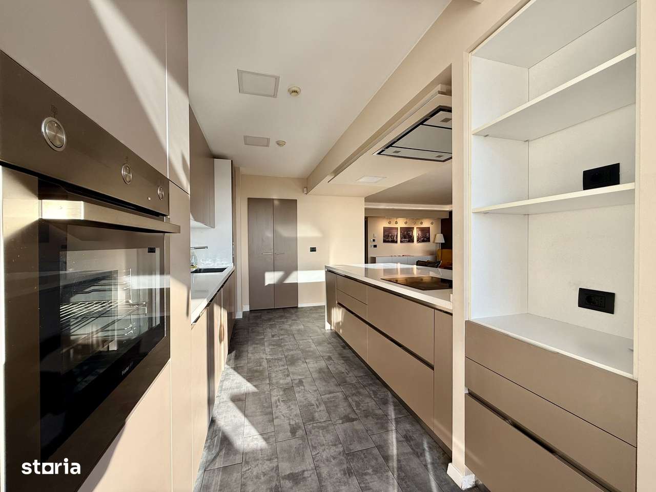 3 camere | 131 MPU | Parcare | Boxa | GREEN LAKE-13