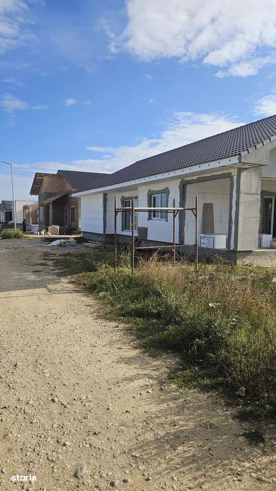Casa165 mp U-li,teren 503 mp,mobila,fotovoltaice,Grigorescu 2,la CHEIE-10