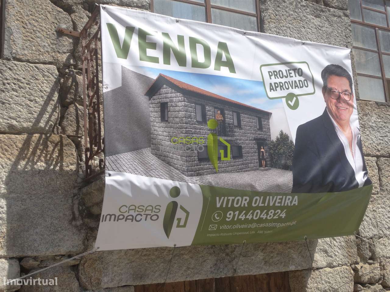 Moradia de Pedra, para reconstrução em Vila Cortês da Serra, Gouveia-7