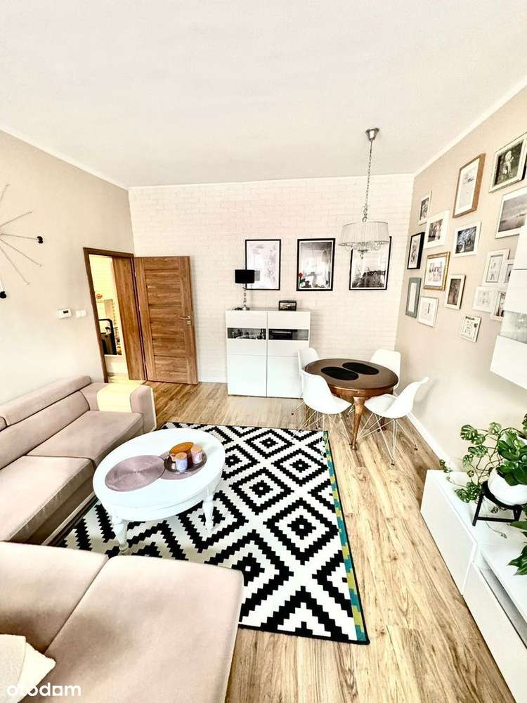 Śródmieście mieszkanie dwupokojowe 56 mkw.-1