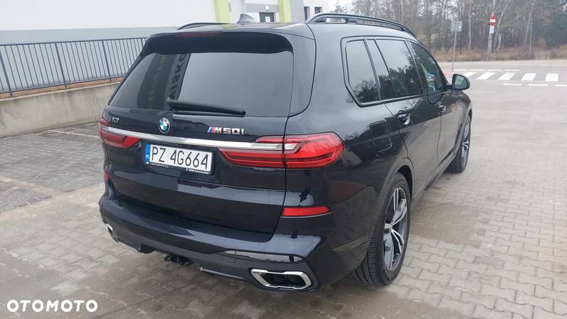 BMW X7 M50i sport - 10