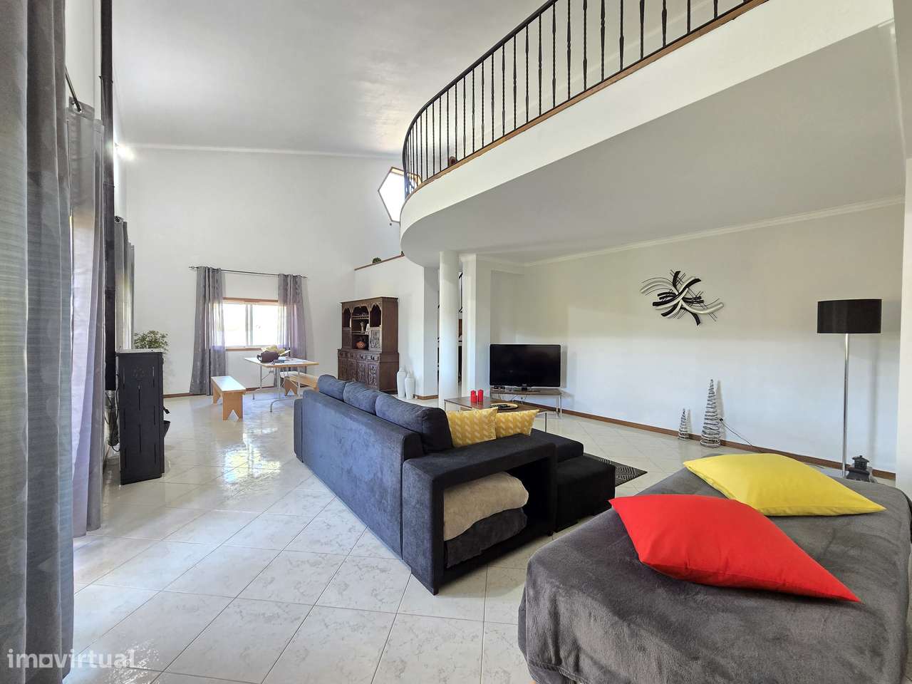 Moradia T5+1 em Ruilhe - 2680m2 de Terreno Privado-11