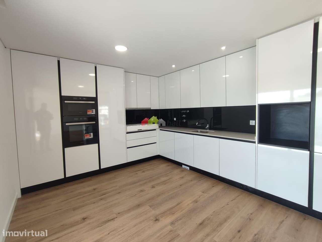 Apartamento T2 c/ parqueamento e arrecadação, Corroios - Grande imagem: 3/20