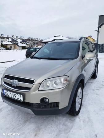 Chevrolet Captiva 2.0 4WD 7 Sitzer Automatik LT Exclusive - 1