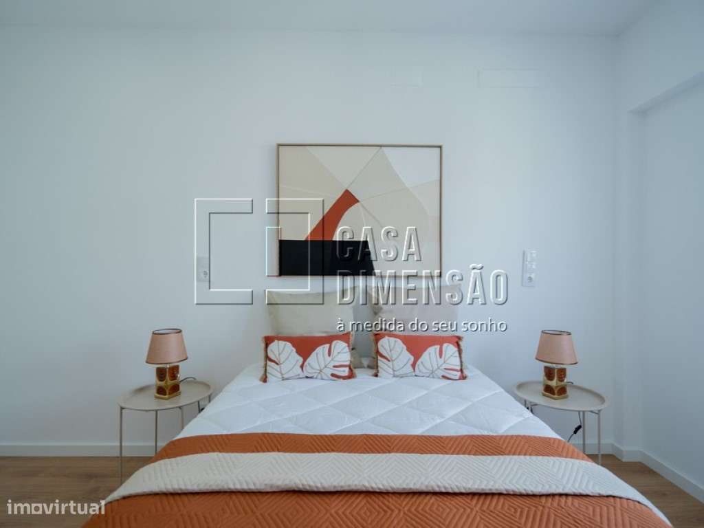 Apartamento T3 em Benfica com arrecadação, Totalmente Mobilado e Pr...-25