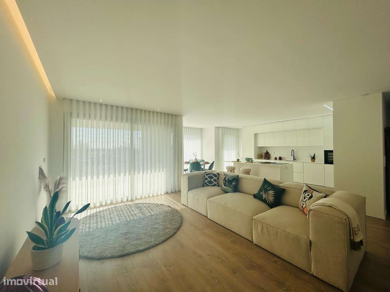 Excelente Apartamento T3 NOVO-0