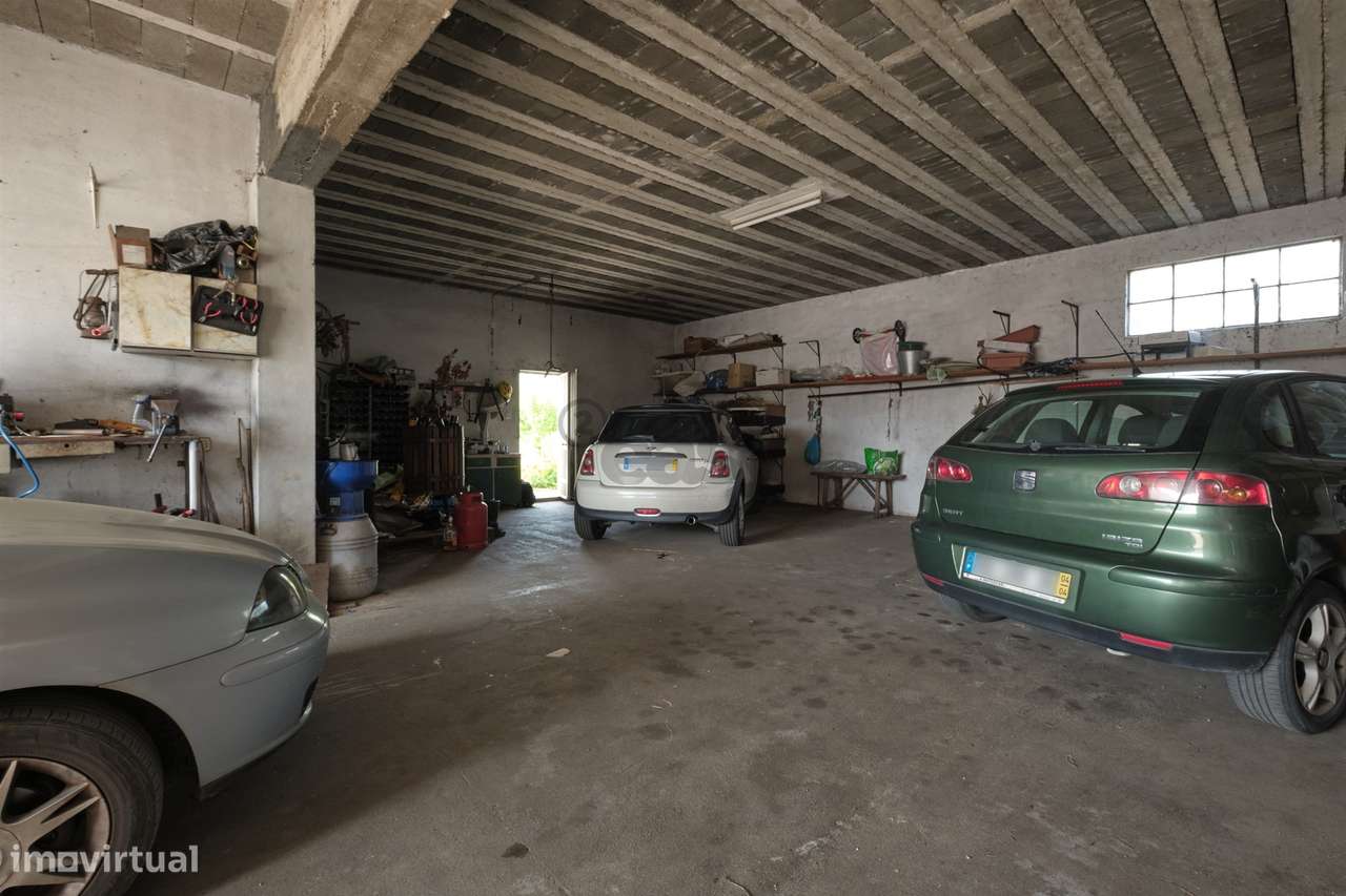 Moradia T3 com garagem e Quintal, São Cristóvão, Montemor-o-Novo - Grande imagem: 3/30