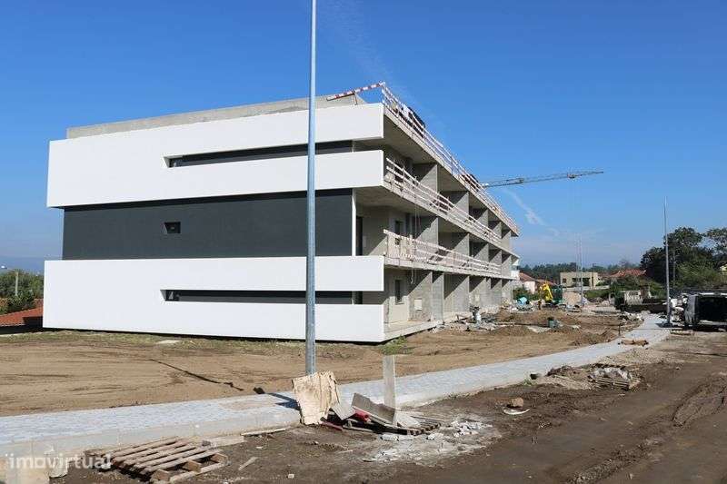 Venda de partamento T2 com  110 m2, a 10 minutos do centro  de Braga - Grande imagem: 4/39