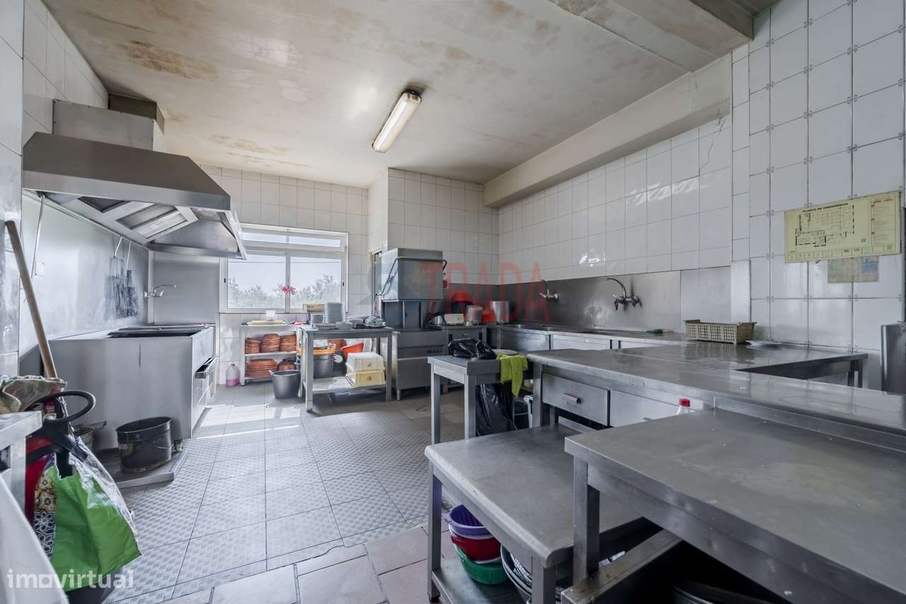 Venda de imovel com Restaurante, café e snack bar em Vila Verde - B...-16